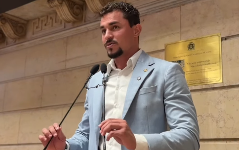Vereador aliado de Paes que denunciou perseguição política se lança para o Congresso