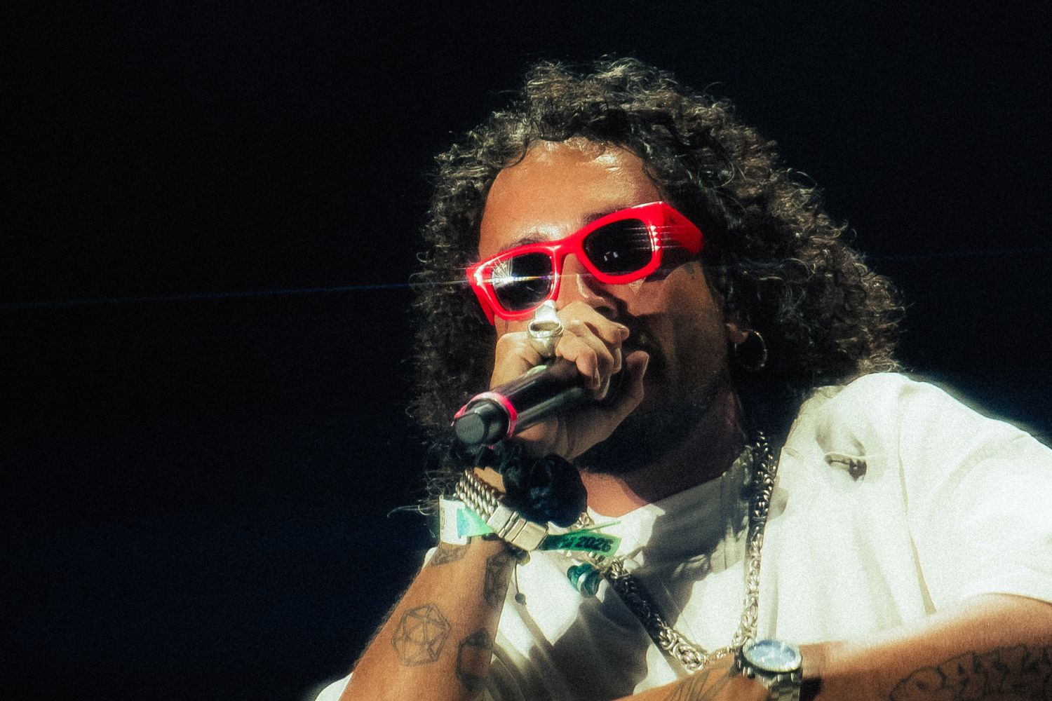 FBC abre show no Lollapalooza 26 com bandeira da Palestina