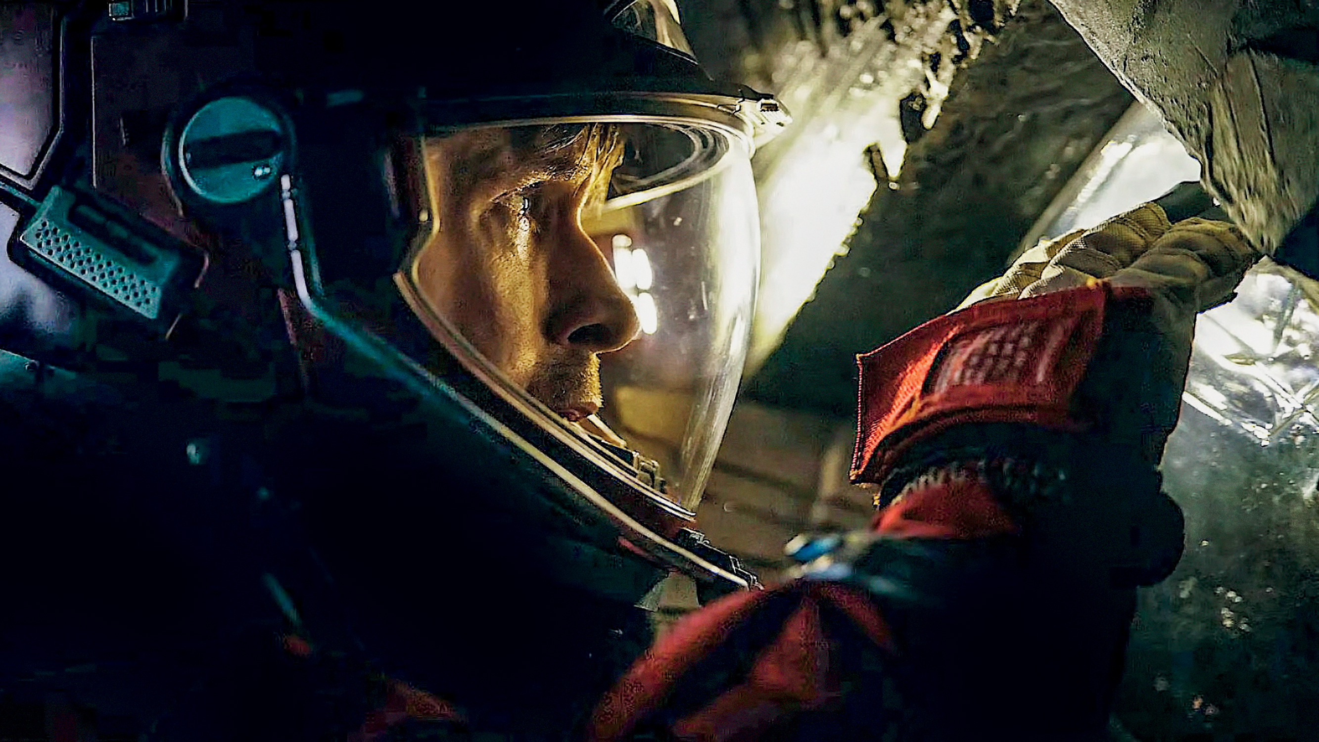 CONTATO - Grace prestes a conhecer um alienígena: laço transforma a vida do cientista solitário