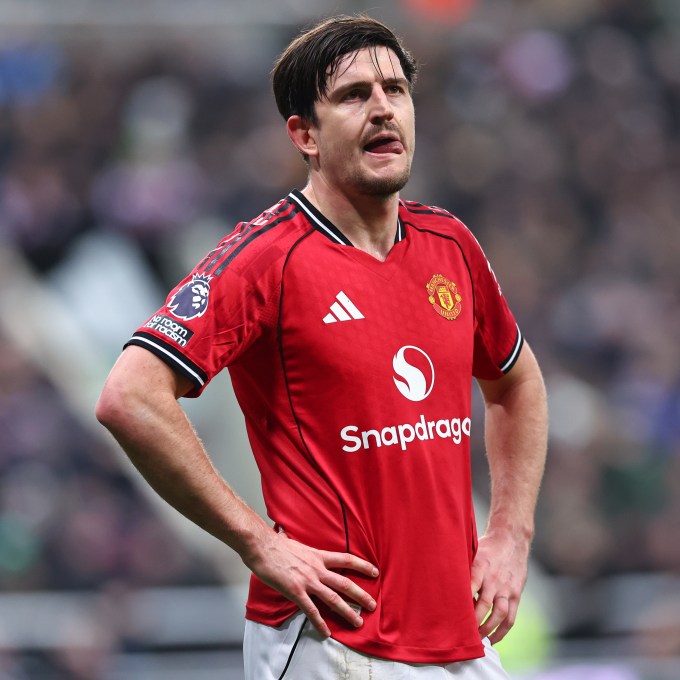 Zagueiro do Manchester United é condenado por agressão na Grécia