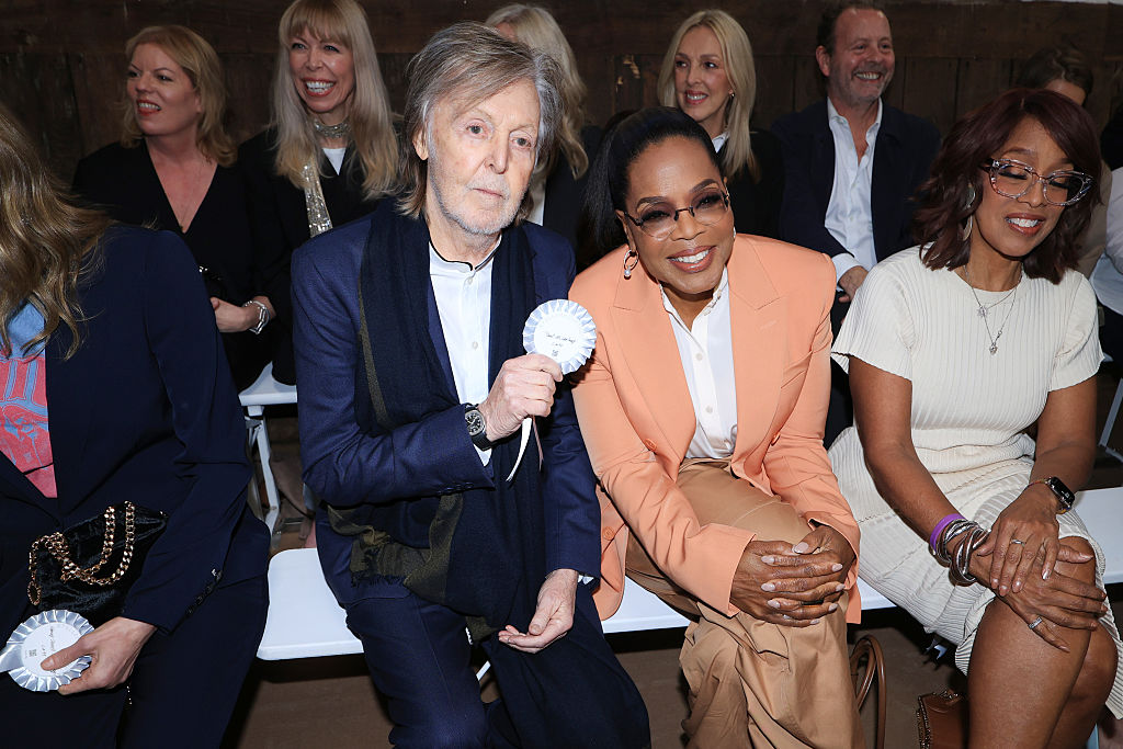 De Kate Moss a Oprah Winfrey: veja as estrelas que passaram pelas primeiras filas em Paris