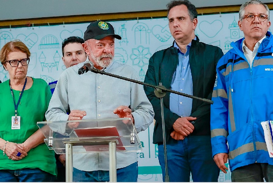 Lula fará último esforço para ter Pacheco como candidato em Minas