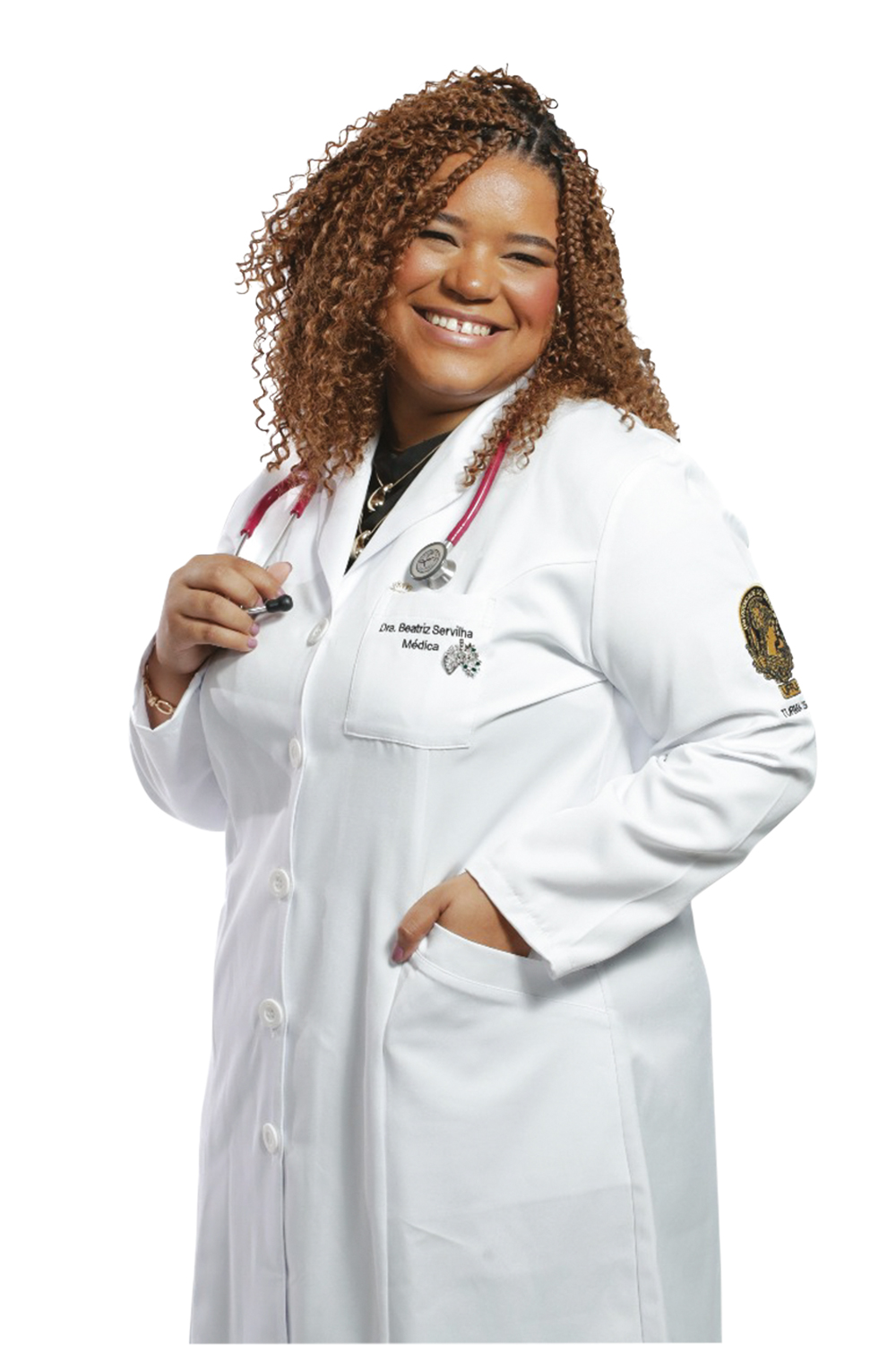 APOIO EM CASA - M&eacute;dica rec&eacute;m-formada pela UFRJ, a carioca Beatriz Servilha, 27, gabaritou a reda&ccedil;&atilde;o no Enem e conquistou o diploma gra&ccedil;as ao apoio dos pais. &ldquo;Contavam moedas para pagar meu cursinho&rdquo;, relembra ela, que mudou de vida gra&ccedil;as &agrave; educa&ccedil;&atilde;o.