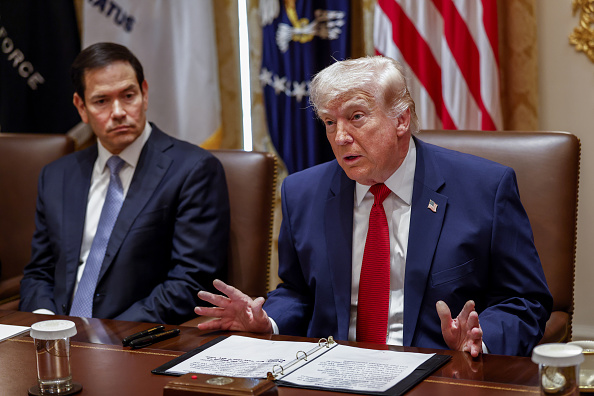 O secretário de Estado dos Estados Unidos, Marco Rubio, e o presidente Donald Trump.