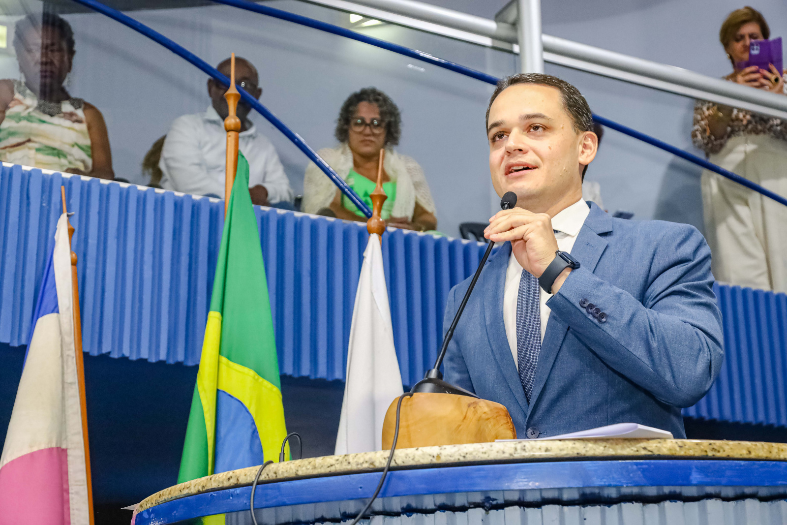 Paraná Pesquisas: Prefeito de Vitória lidera para o governo do Espírito Santo