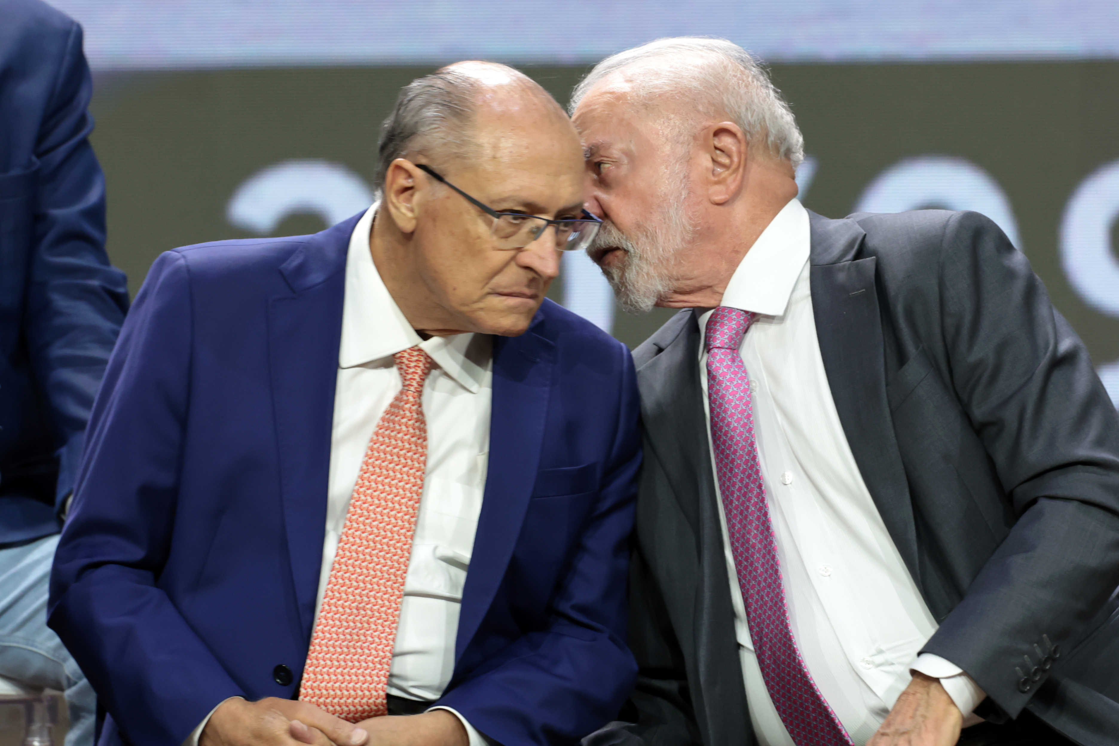 Bens de Lula caem 35% e os de Alckmin sobem mais de 200% em quatro anos