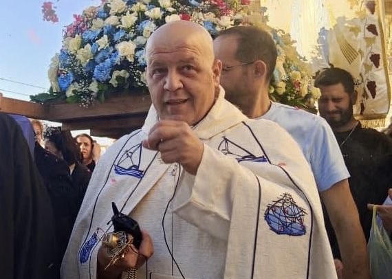 Ataque de Israel ao Líbano mata padre que socorria ferido; papa Leão expressa ‘profunda dor’