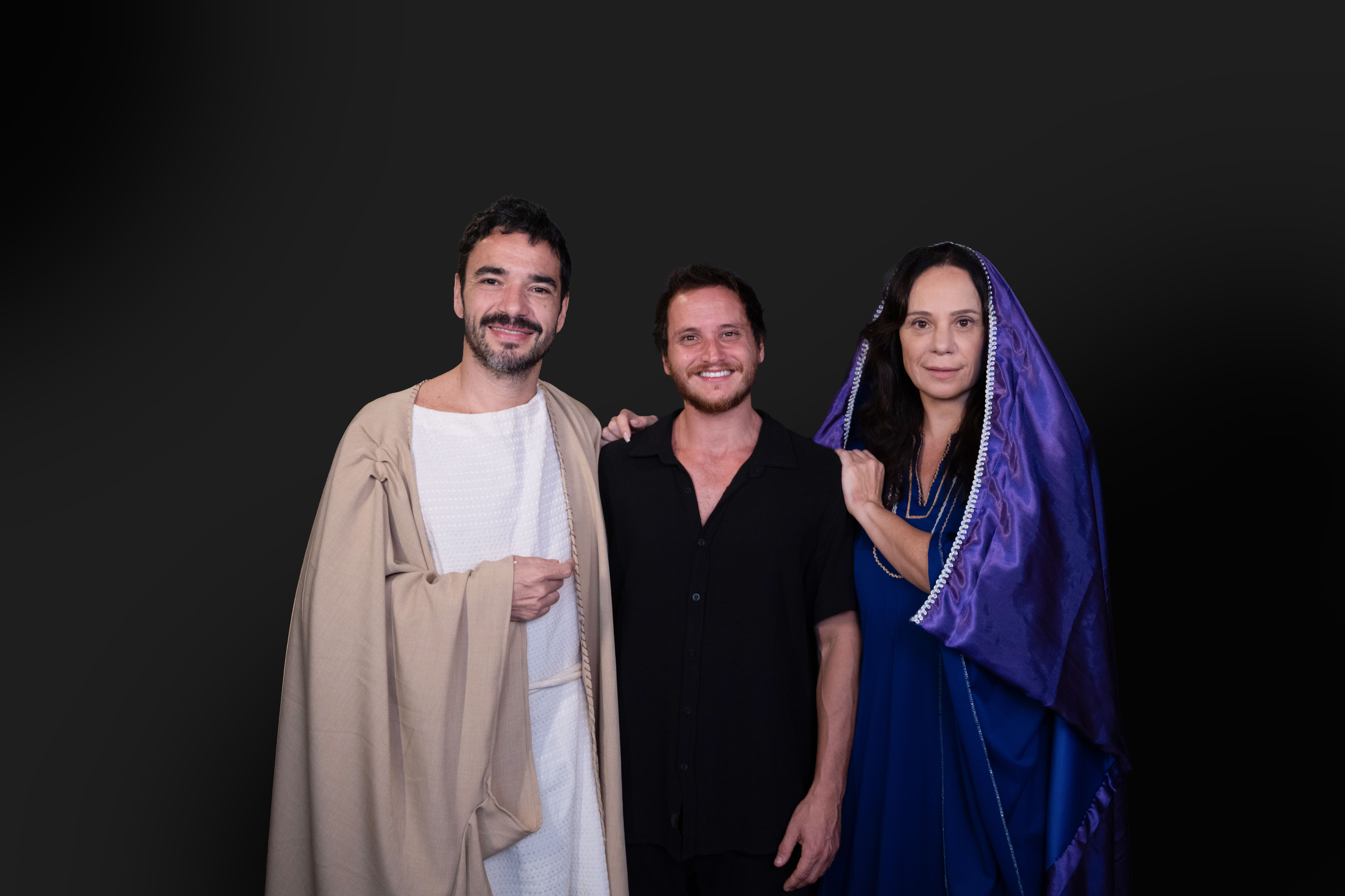 Caio Blat e Vanessa Gerbelli: a emoção de serem Jesus e Maria na ‘Paixão de Cristo’