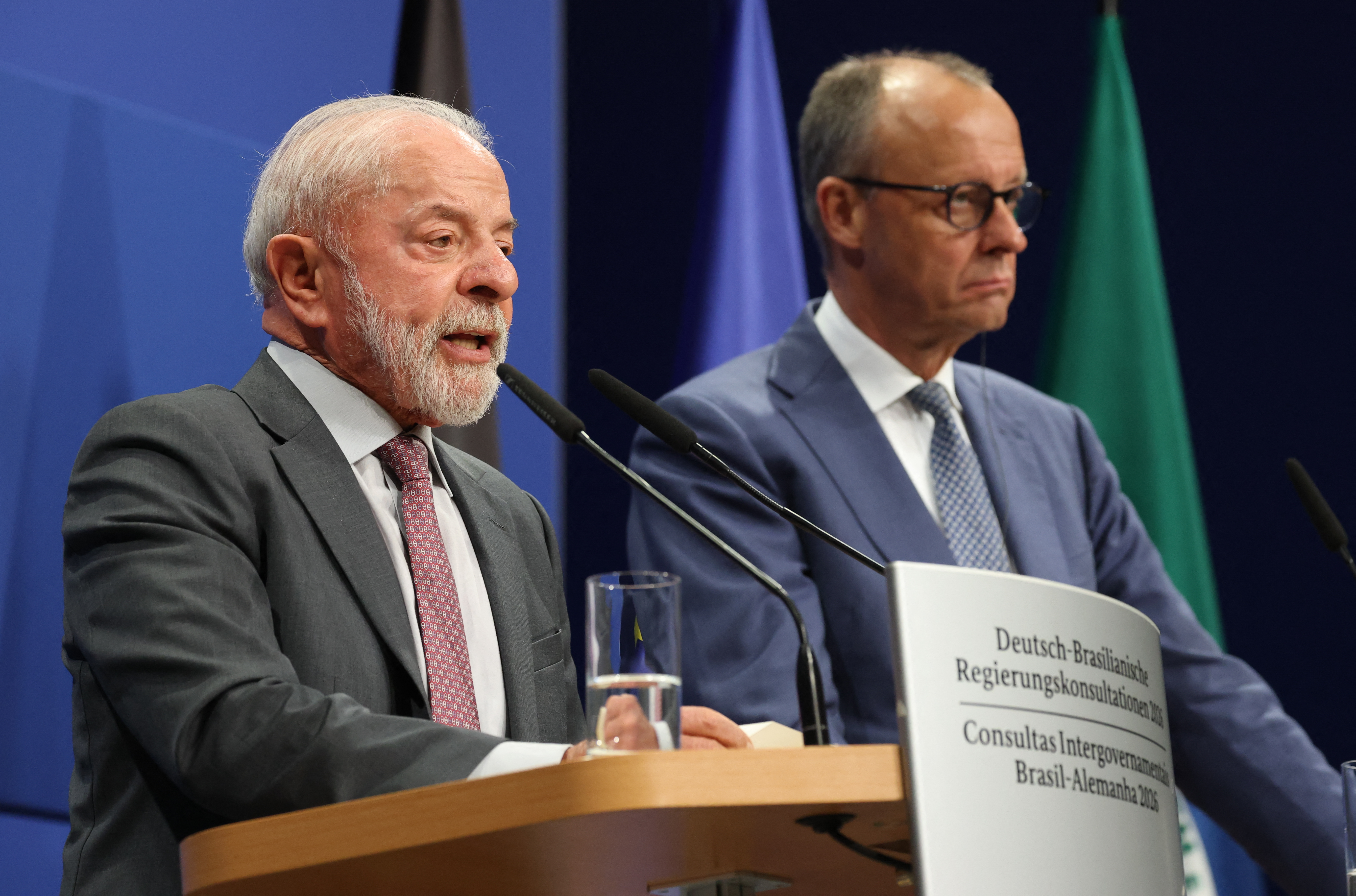 Na Alemanha, Lula faz cobranças à UE e dispara contra os EUA por ‘se meterem’ em Cuba