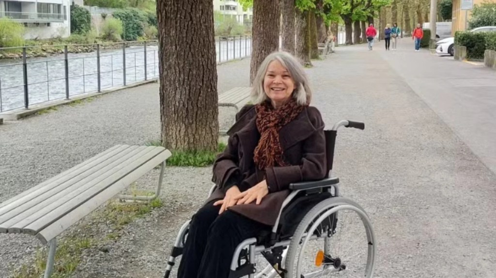 Em vídeo de despedida, professora brasileira explica motivos que a levaram ao suicídio assistido