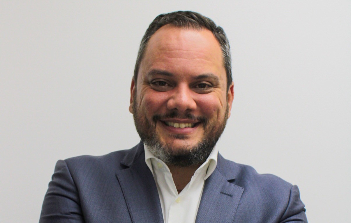 'Não descarte embalagem de cosmético no lixo do banheiro', diz diretor da Abihpec