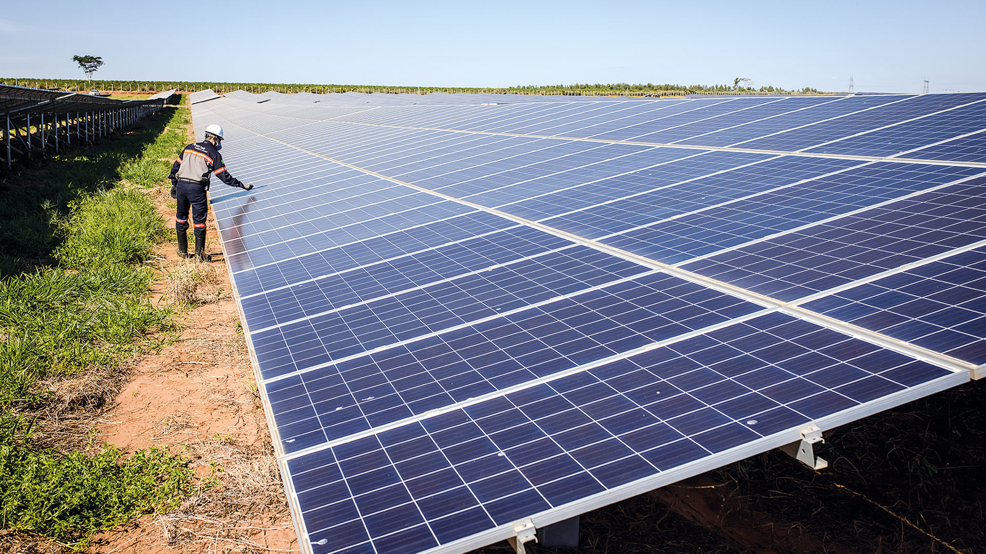 Dívida de R$ 132 milhões pode transformar credores em donos de 15 usinas solares