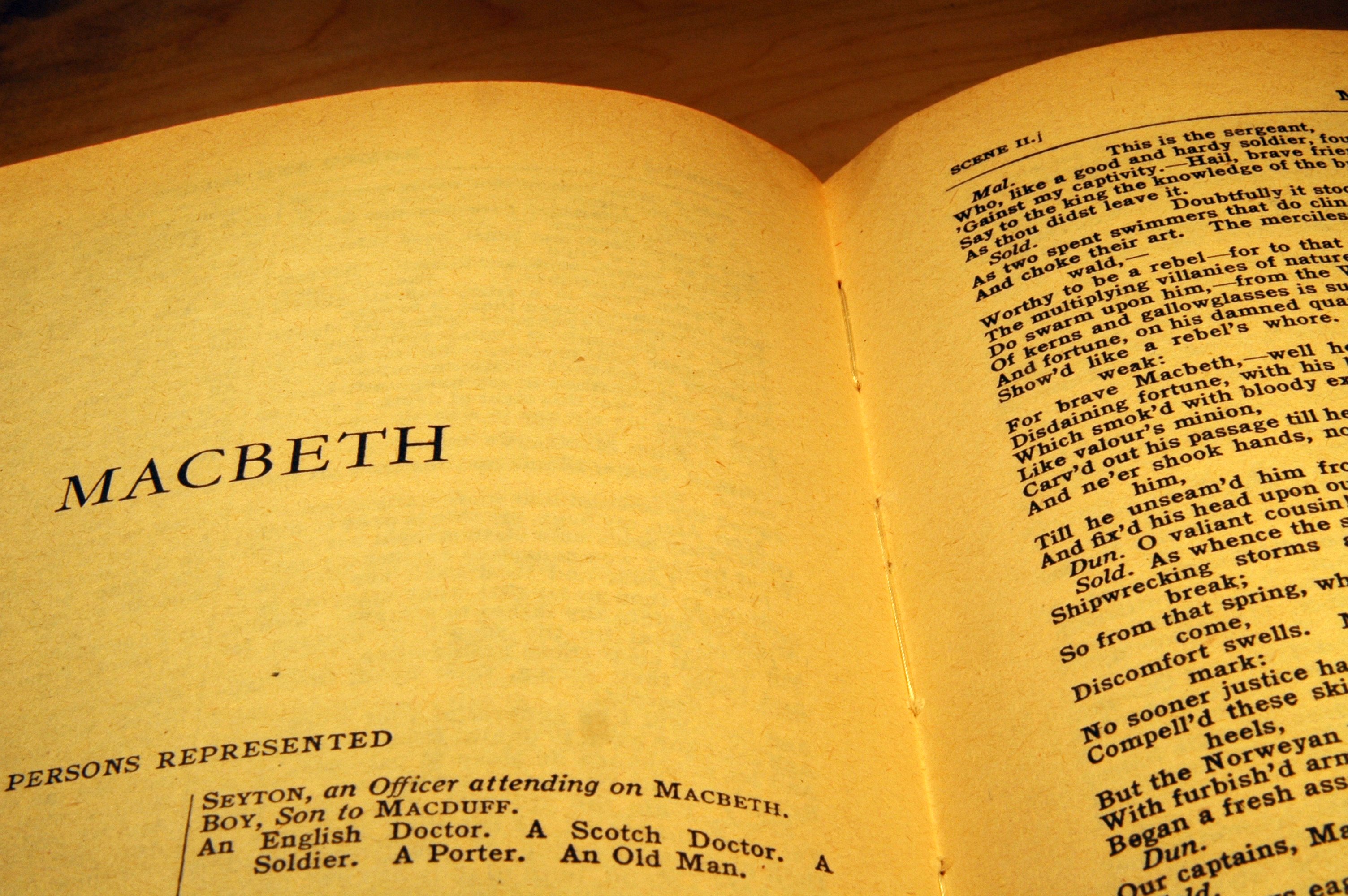 Página de rosto da peça Macbeth, de William Shakespeare.