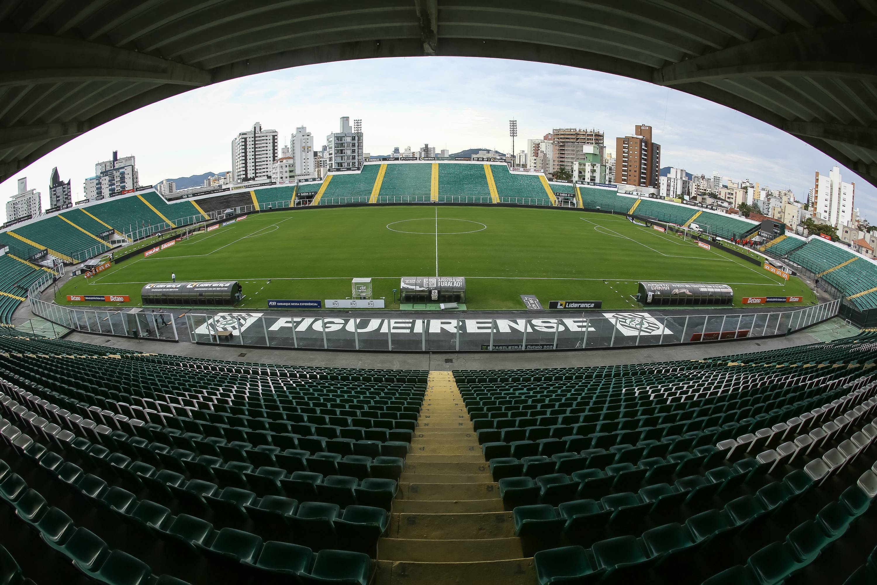 FLORIANOPOLIS, BRAZIL - JUNE 19: General view of the stadium before the match between Internacional and Corinthians as part of Brasileirao 2023 at Orlando Scarpelli Stadium on June 19, 2024 in Florianopolis, Brazil. (Photo by Pedro H. Tesch/Getty Images)