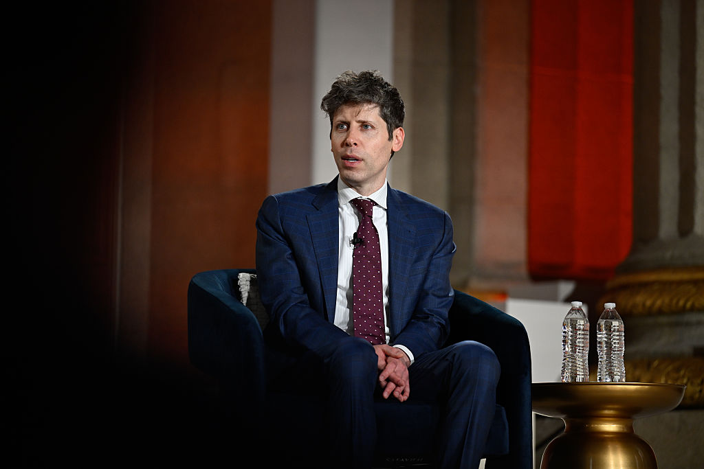 O que se sabe sobre a batalha judicial entre Elon Musk e Sam Altman pela OpenAI