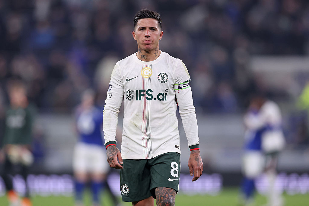 Desejo por morar em Madri faz Enzo Fernandez ser punido pelo Chelsea