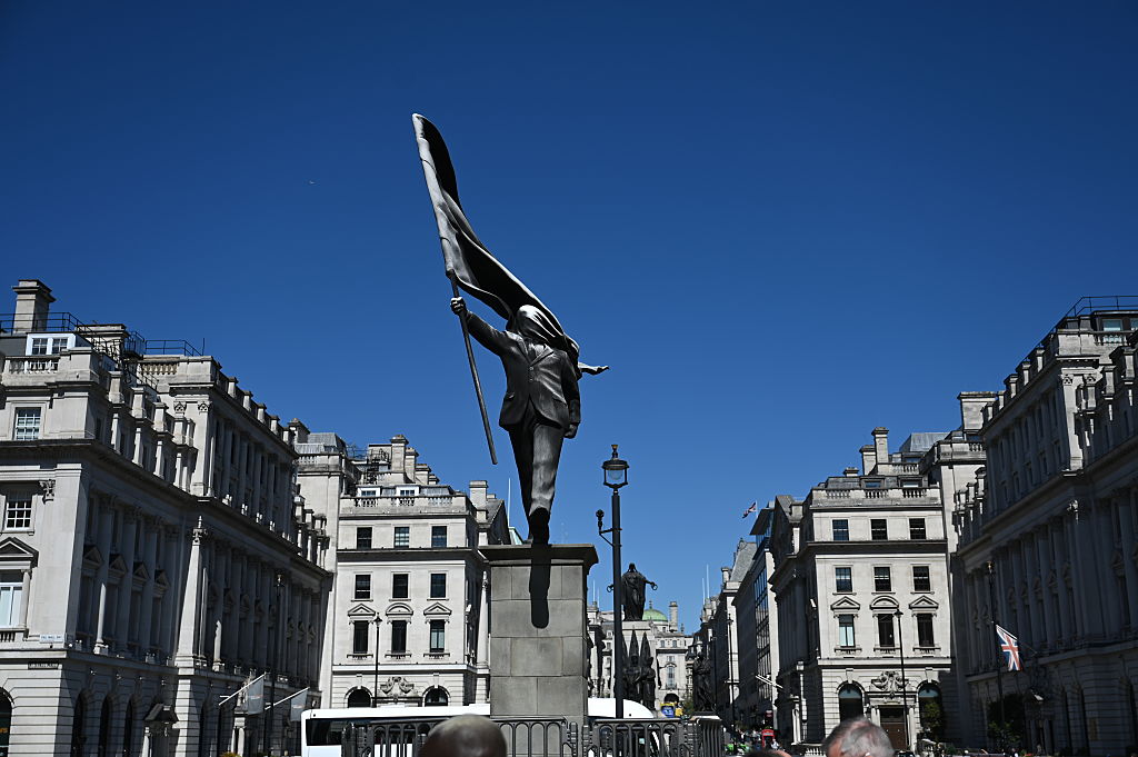 A decisão das autoridades de Londres sobre estátua de Banksy instalada na calada da noite