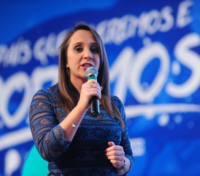 Alvo de ofensiva de pré-candidatos, Podemos deve ficar neutro na corrida presidencial
