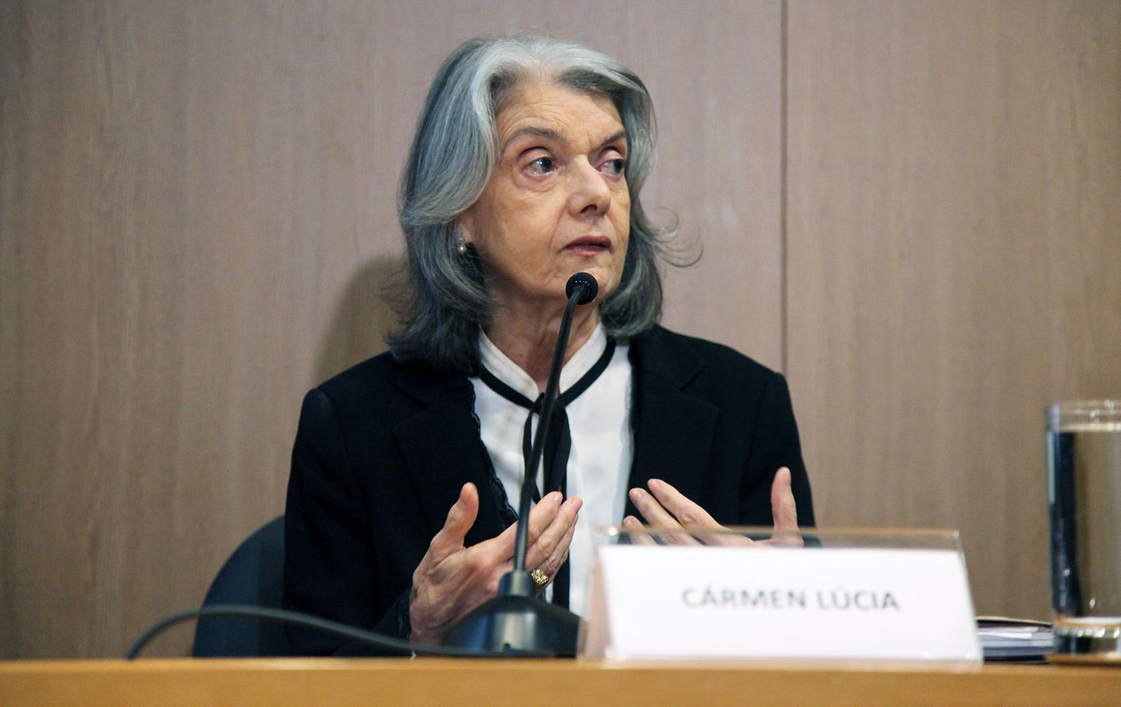 O recado de Cármen Lúcia sobre a crise de imagem no Supremo Tribunal Federal