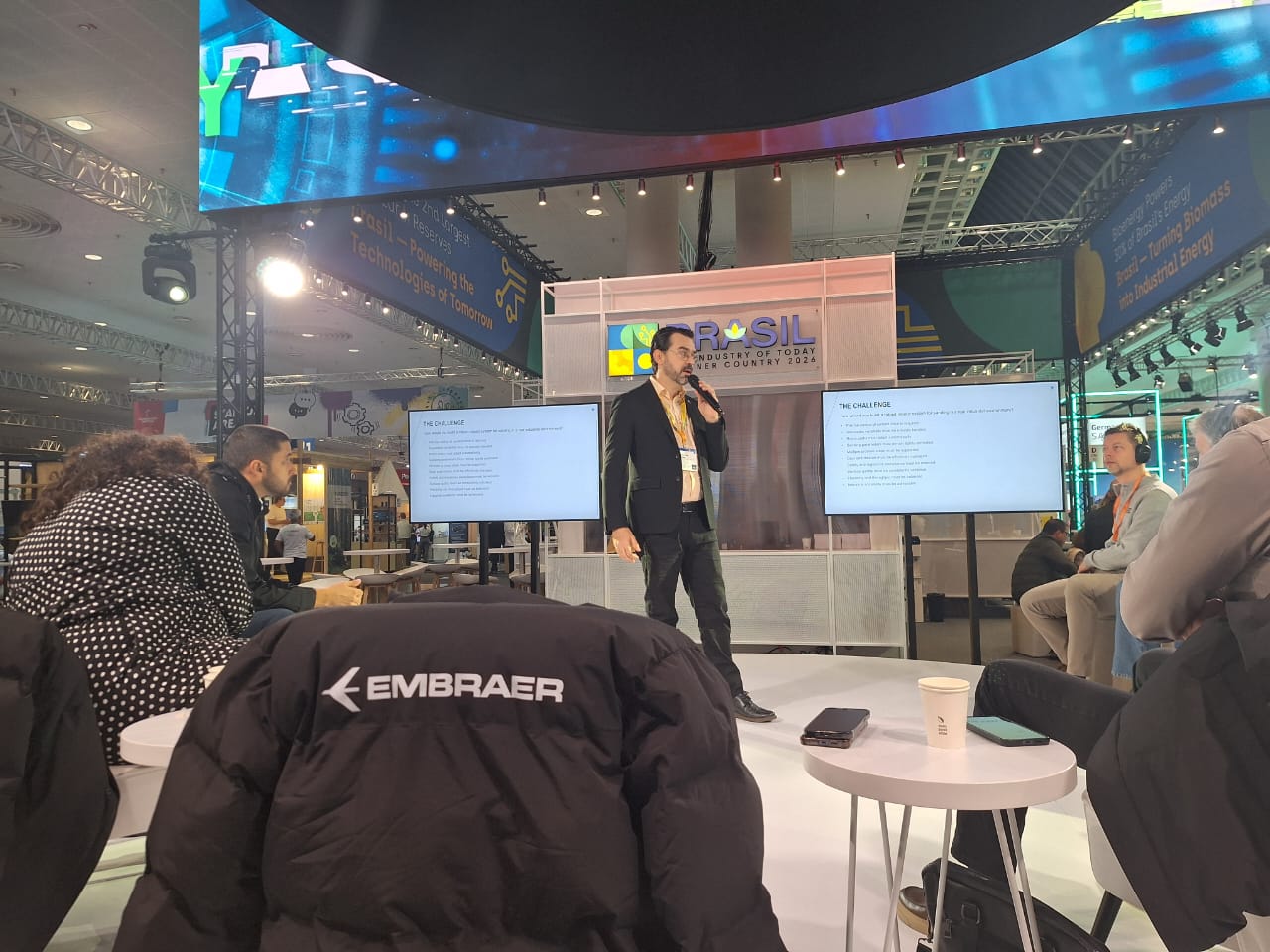 Em Hannover, Embraer aciona startups para resolver desafios industriais