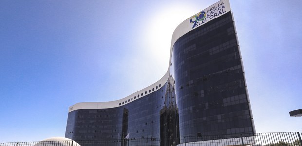 MPF e TSE apertam o cerco contra desinformação por inteligência artificial nas eleições