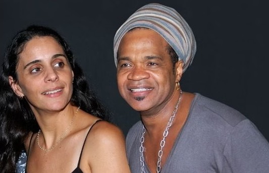 Filha de Chico Buarque abre detalhes de relação com Carlinhos Brown