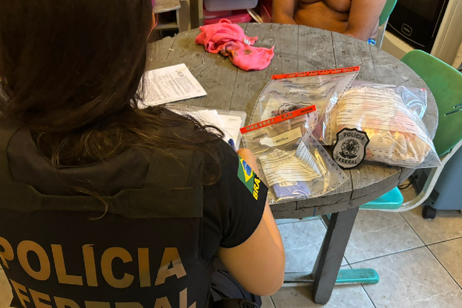 PF investiga homem que fingiu ser adolescente para aliciar meninas em grupo de WhatsApp