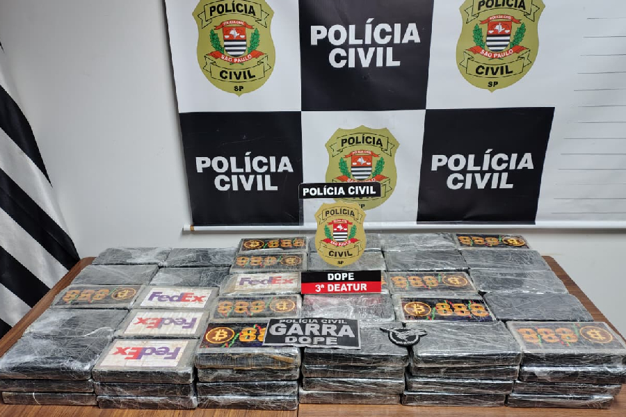 Polícia apreende mais de 100 kg de cocaína na Praça Mamonas Assassinas, em Guarulhos