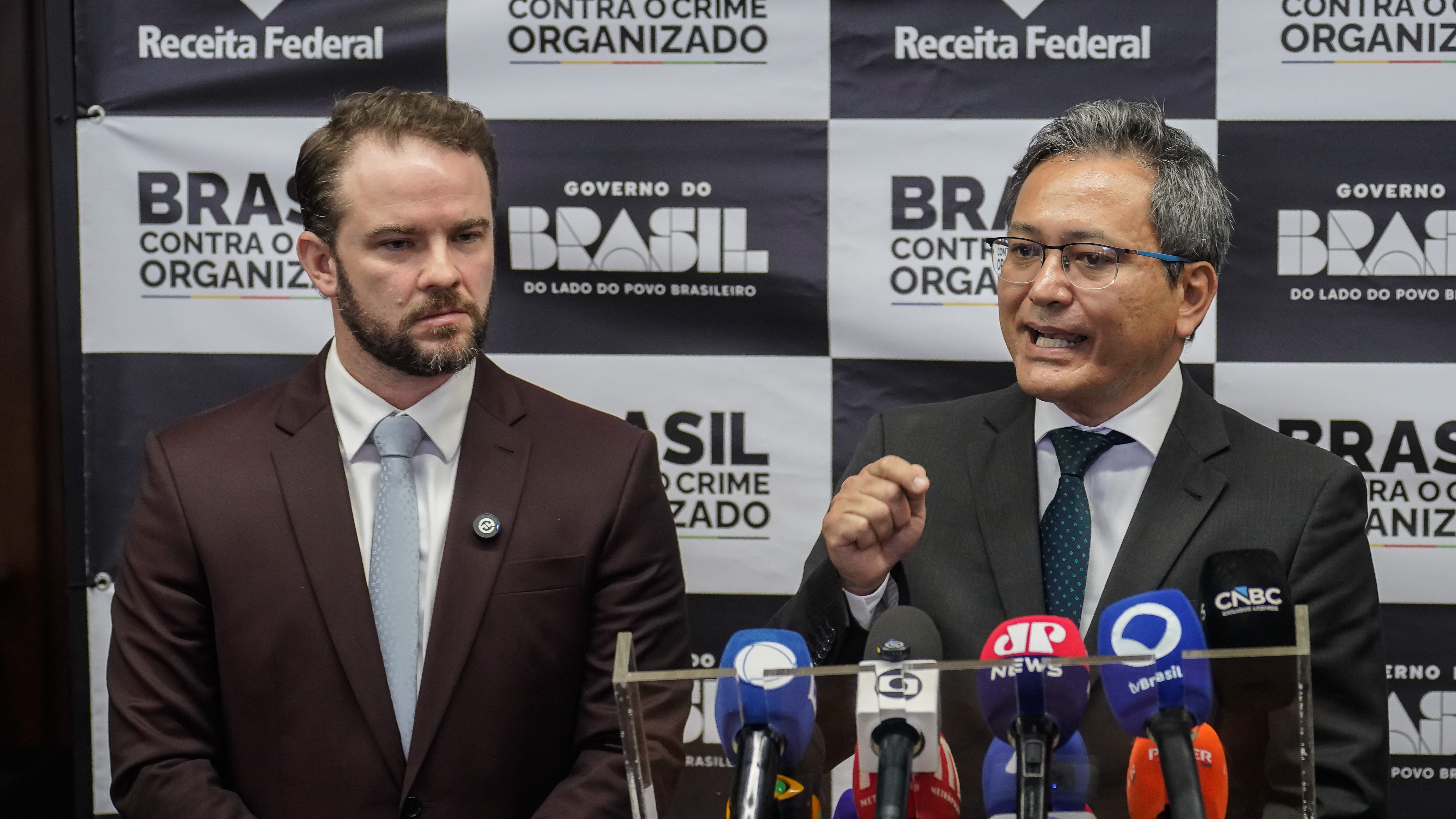 Brasil quer novas parceiras com os EUA no combate à lavagem de dinheiro, diz secretário da Receita
