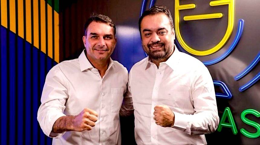 Partido Liberal tenta conter crises de Flávio Bolsonaro e Cláudio Castro