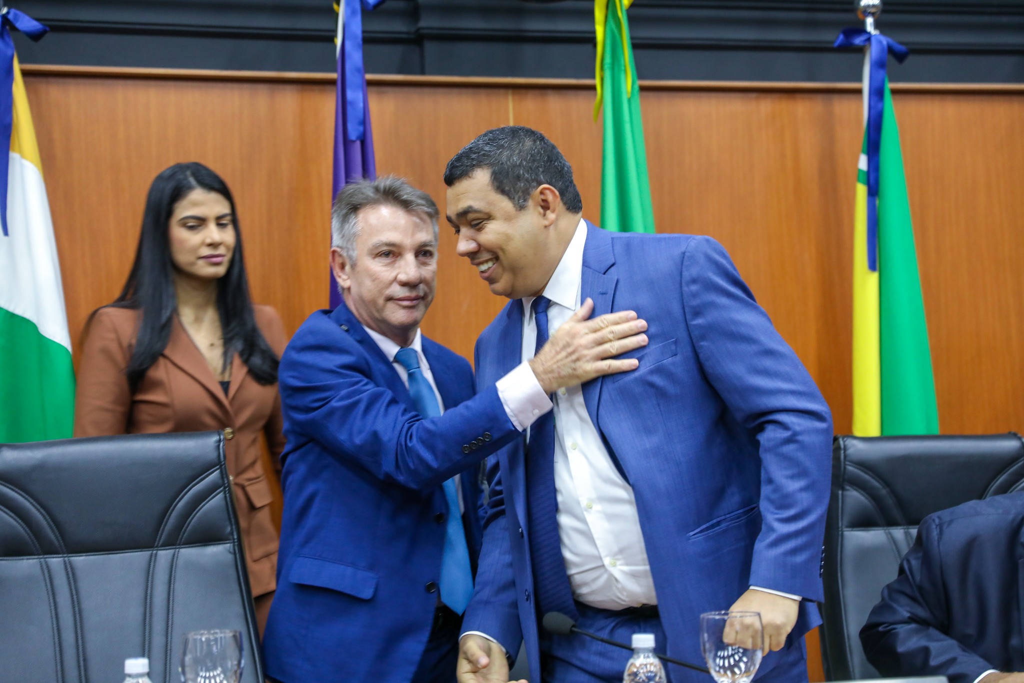 Partido de Denarium tenta usar precedente do Rio para adiar eleição em Roraima