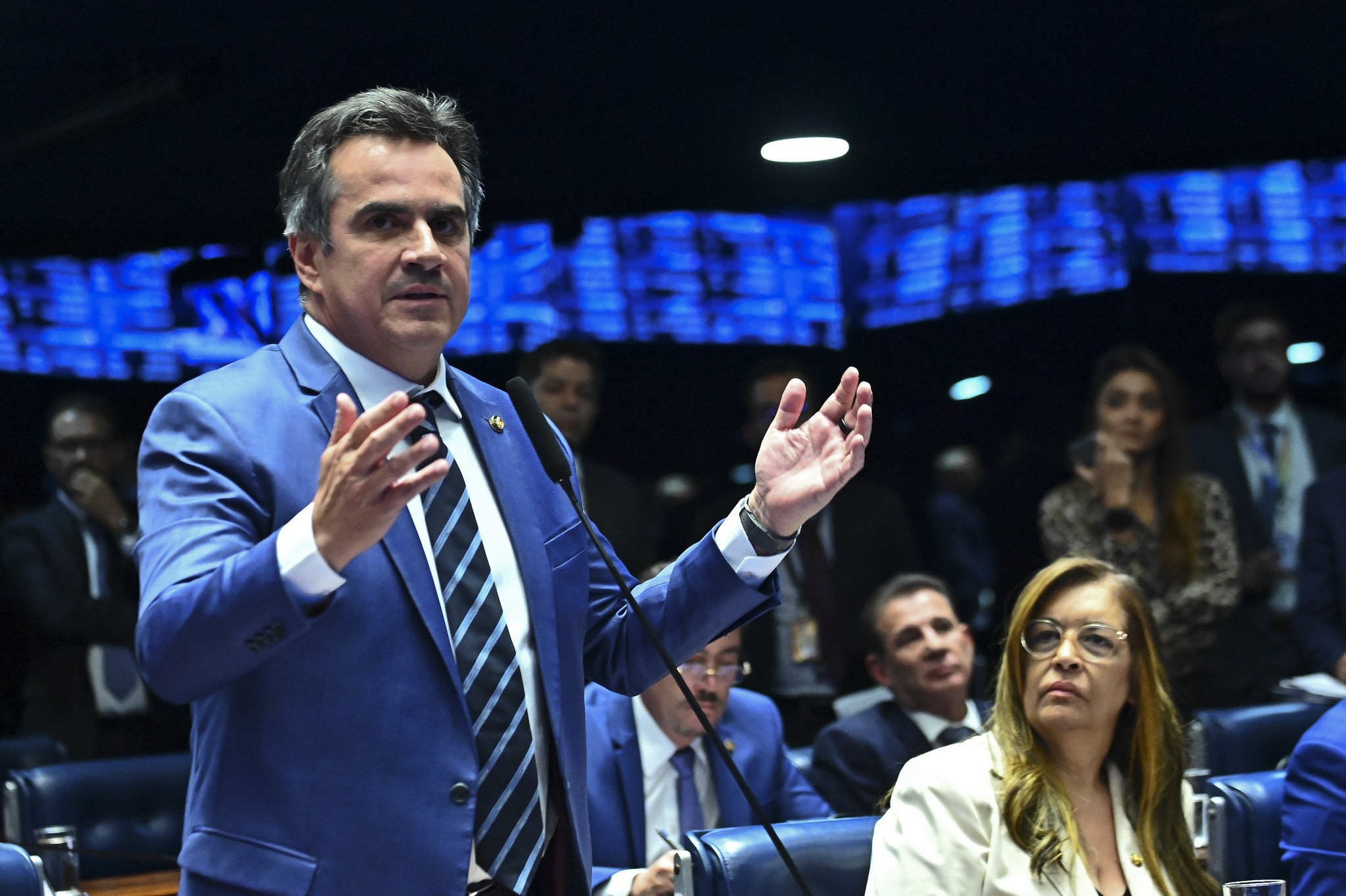 Ciro Nogueira não consegue barrar enquete que o pôs como candidato a deputado