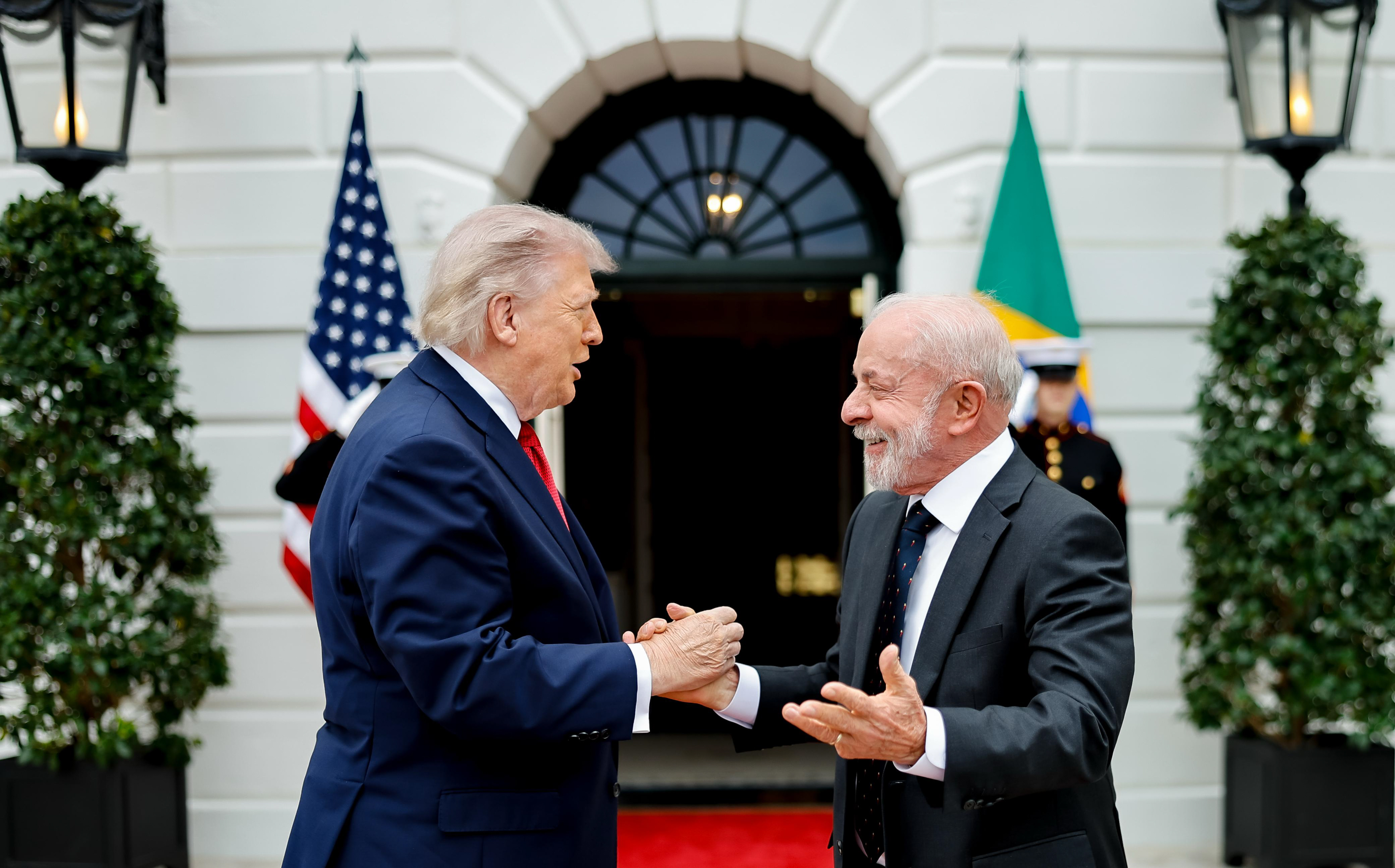 O ‘desapontamento’ mútuo de EUA e Brasil na negociação do tarifaço, segundo embaixador