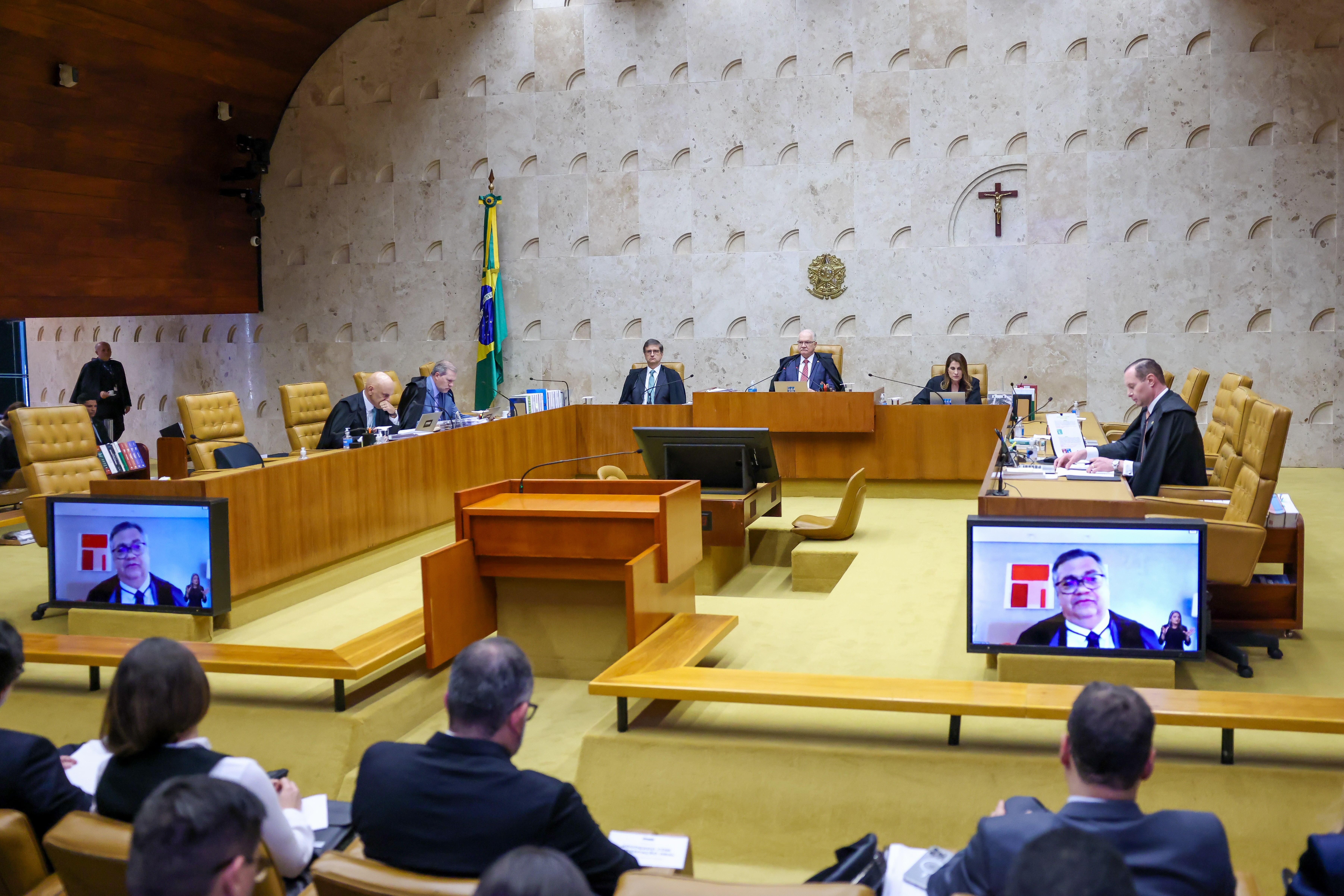 STF retoma julgamento sobre responsabilização de big techs por conteúdos que publicam