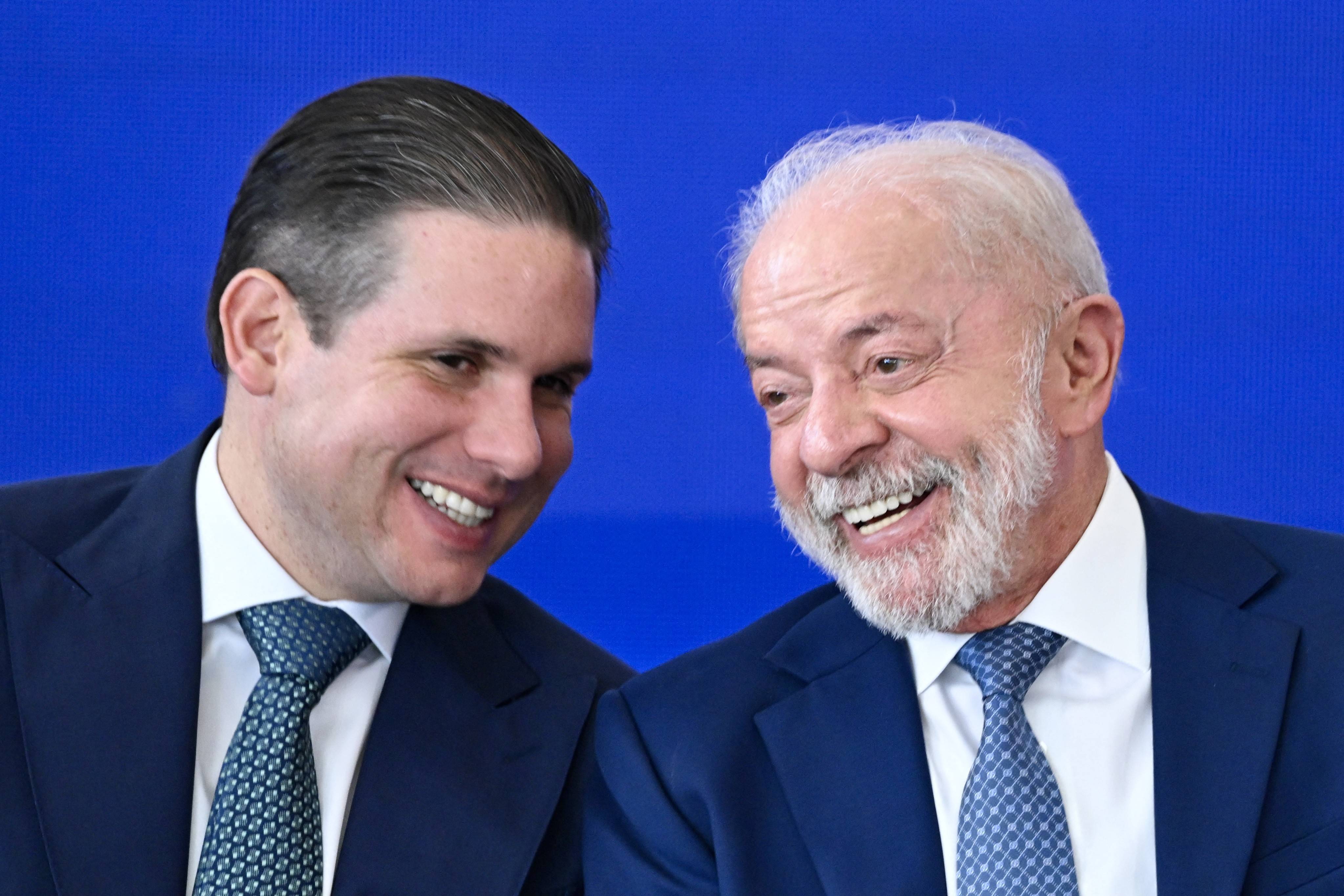 PL acusa Motta de fazer jogo de Lula e amarrar Centrão em análise da PEC do fim da escala 6×1