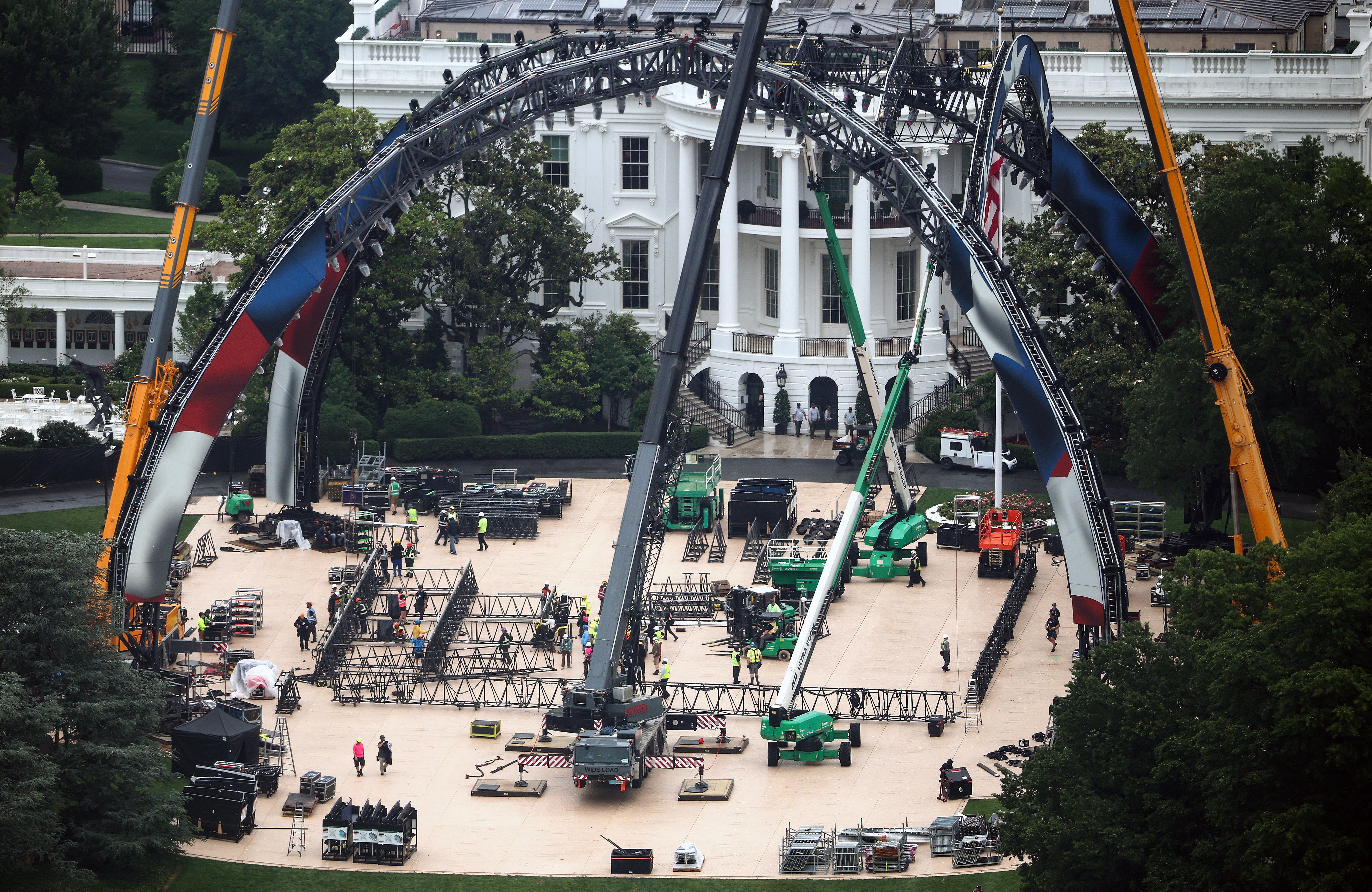 Trump constrói ringue de luta para evento na Casa Branca no seu aniversário de 80 anos