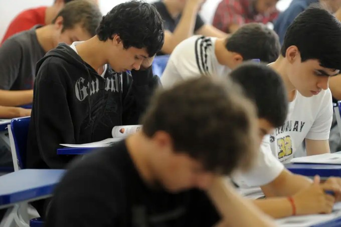 Estudantes _educação