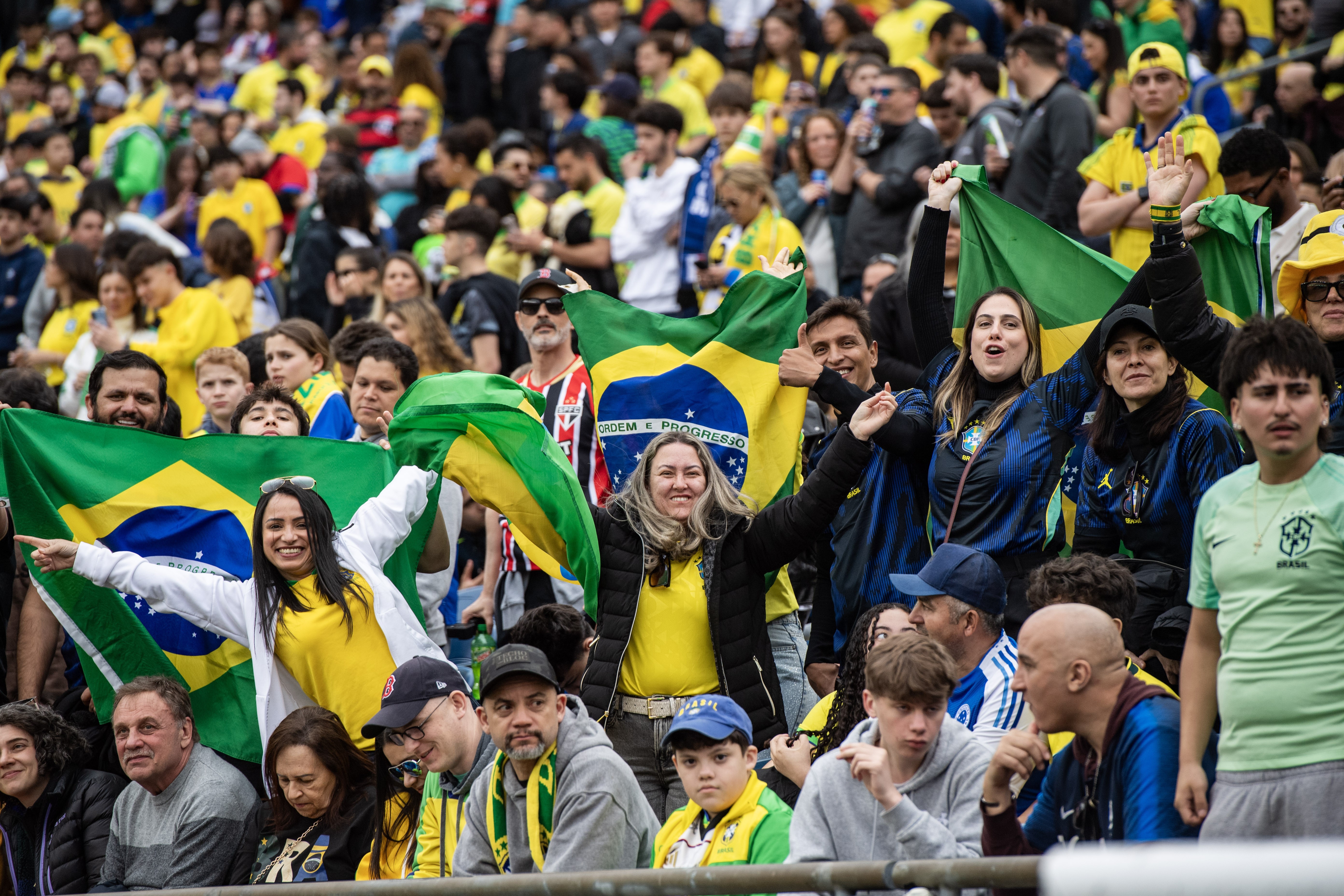 Como o cérebro de um torcedor vai ao extremo na paixão pelo futebol, segundo pesquisas