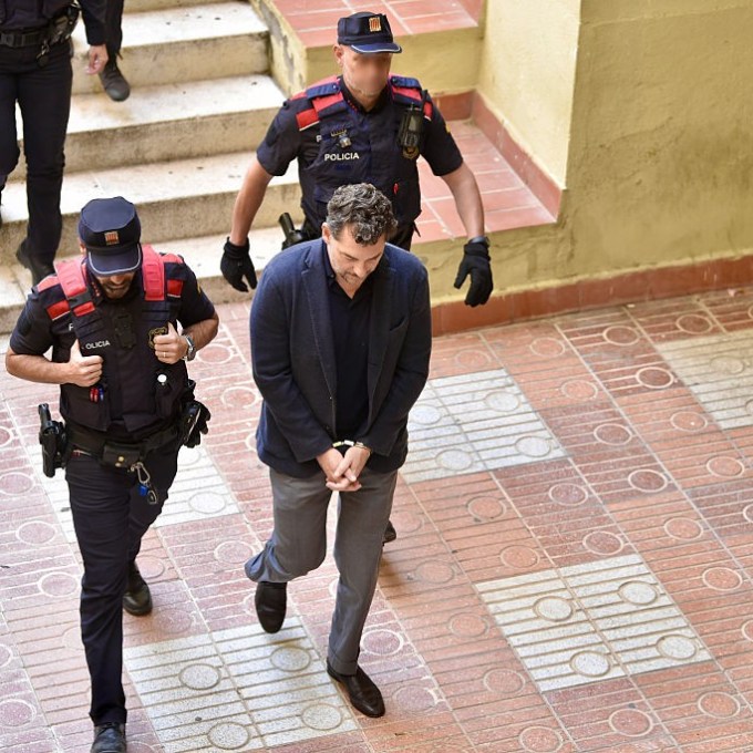 Herdeiro da Mango é preso sob suspeita de matar o pai bilionário em caso que abalou a moda espanhola