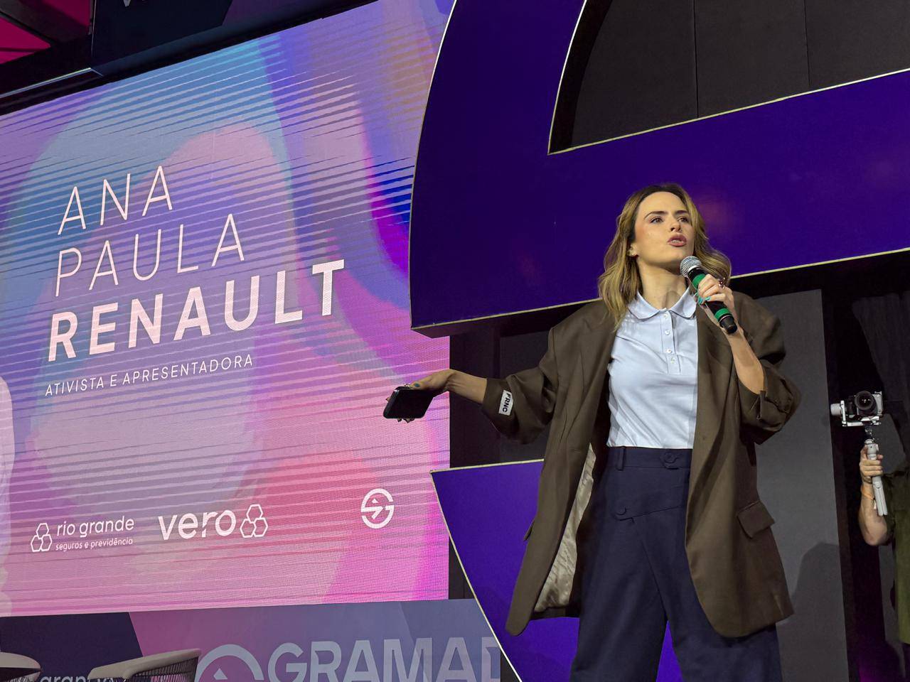 A saia justa de Ana Paula Renault ao detonar coachs: ‘não gosto’