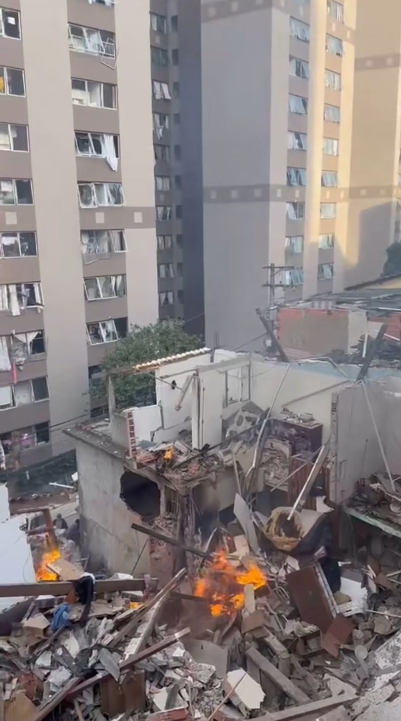 Explos&atilde;o no Jaguar&eacute;, na Zona Oeste de S&atilde;o Paulo, destr&oacute;i casas e deixa feridos