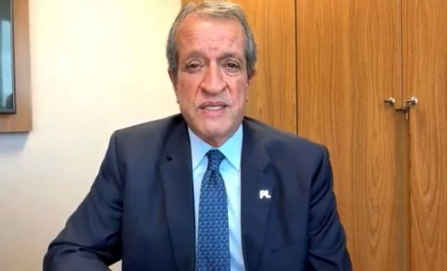 ‘A candidatura de Flávio está mantida’, diz Valdemar após crise com Vorcaro