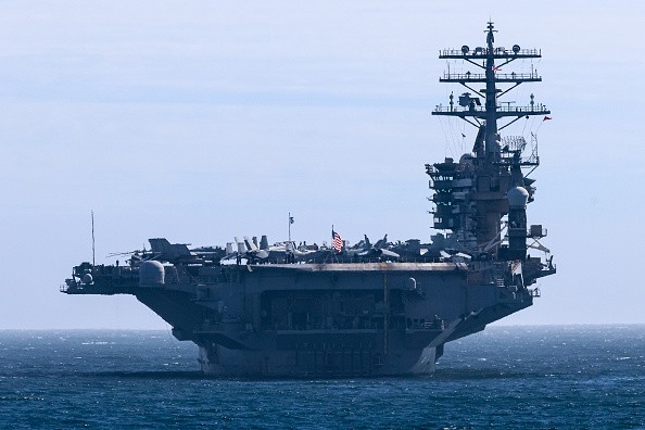 Vídeo: conheça o porta-aviões nuclear dos EUA que fez manobras com a Marinha brasileira