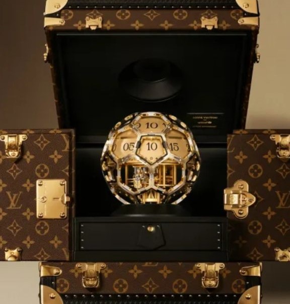 O rel&oacute;gio-bola da Louis Vuitton: extravagante e ultraluxuoso