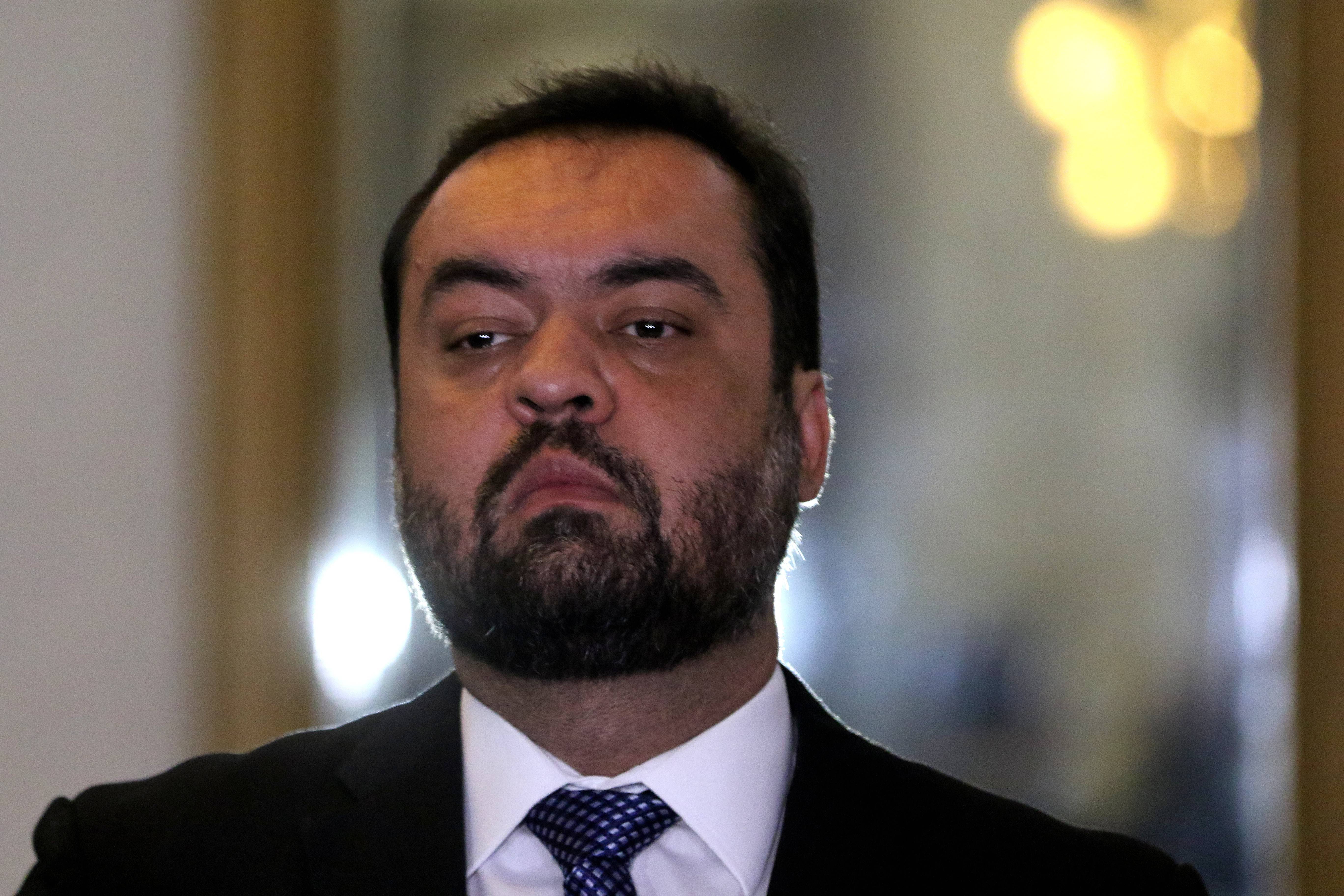 TSE publica acórdão que confirma condenação de Castro e pode impactar sucessão no Rio