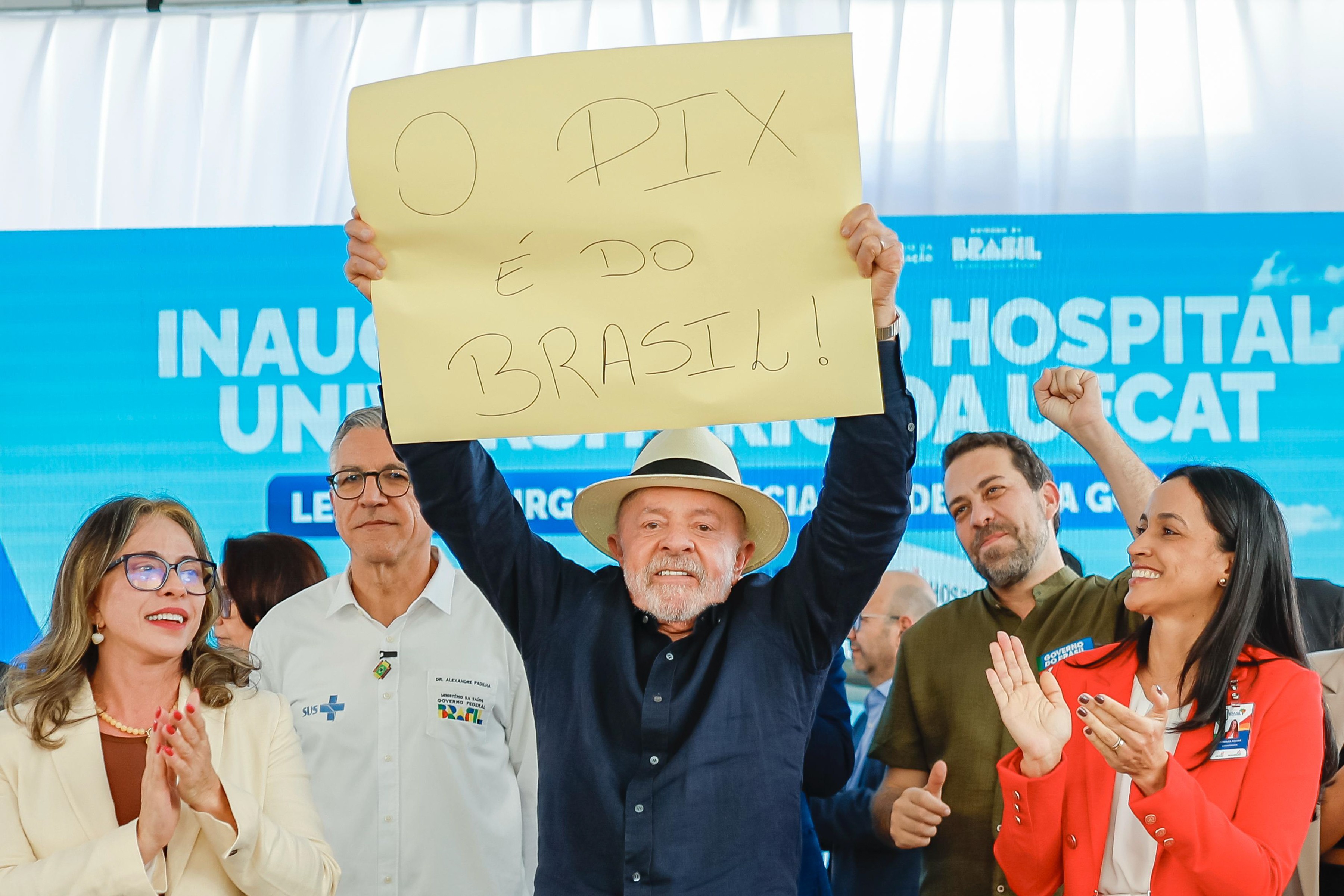 O cálculo de Lula e o risco de Flávio após a nova ofensiva de Trump
