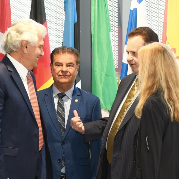 Kassab, Caiado e Trad fazem encontro para discutir bloqueio da UE à carne brasileira