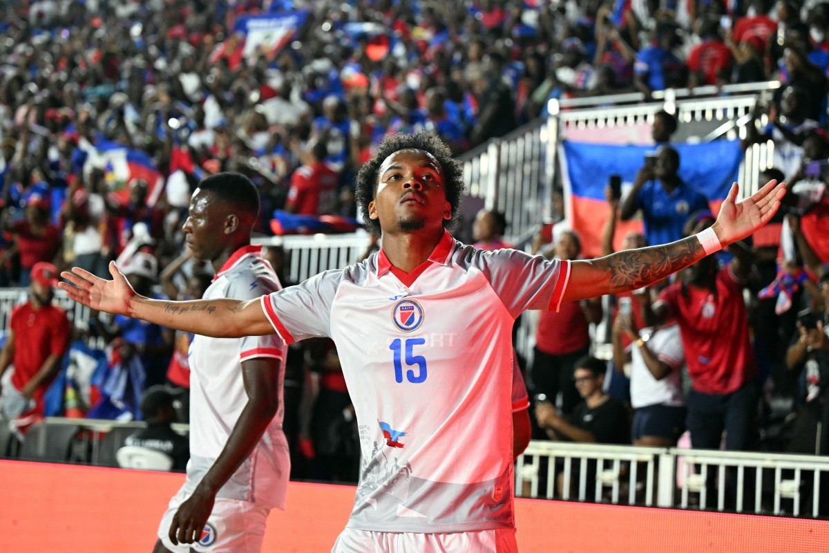 Após pressão da Fifa, Haiti muda uniforme para a Copa do Mundo