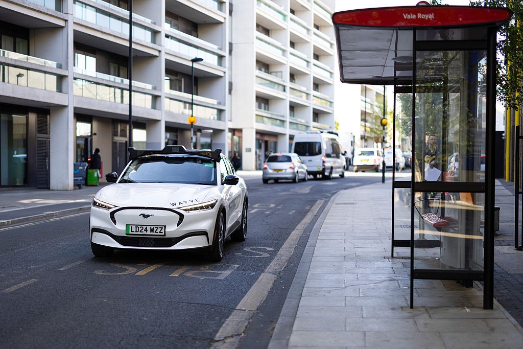 A parceria entre Uber e Wayve que levará carros autônomos a Londres