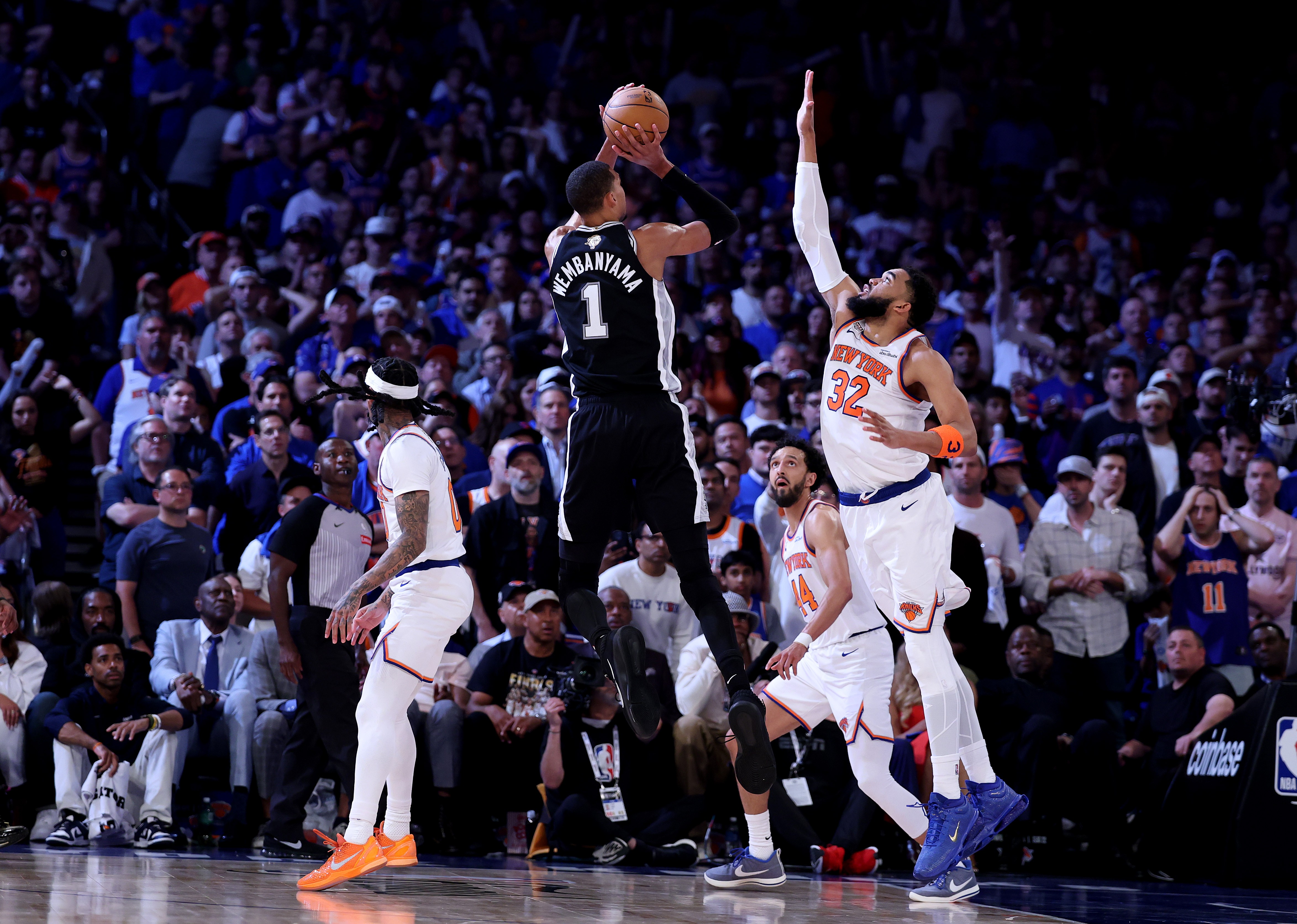 Finais da NBA: horário e onde assistir ao jogo 5 entre Spurs e Knicks hoje
